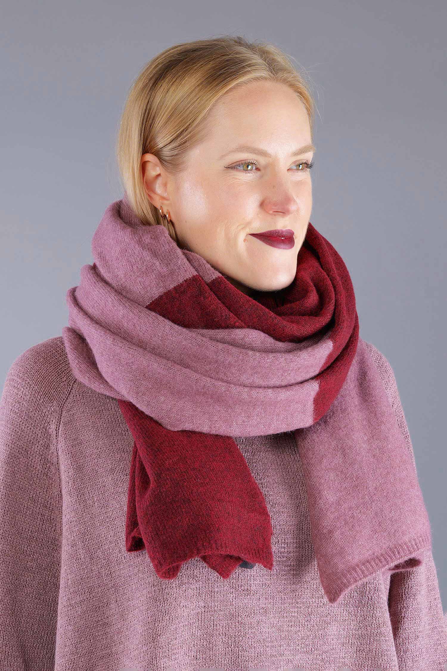 Knitted scarf - Lava crystal - 2263487705