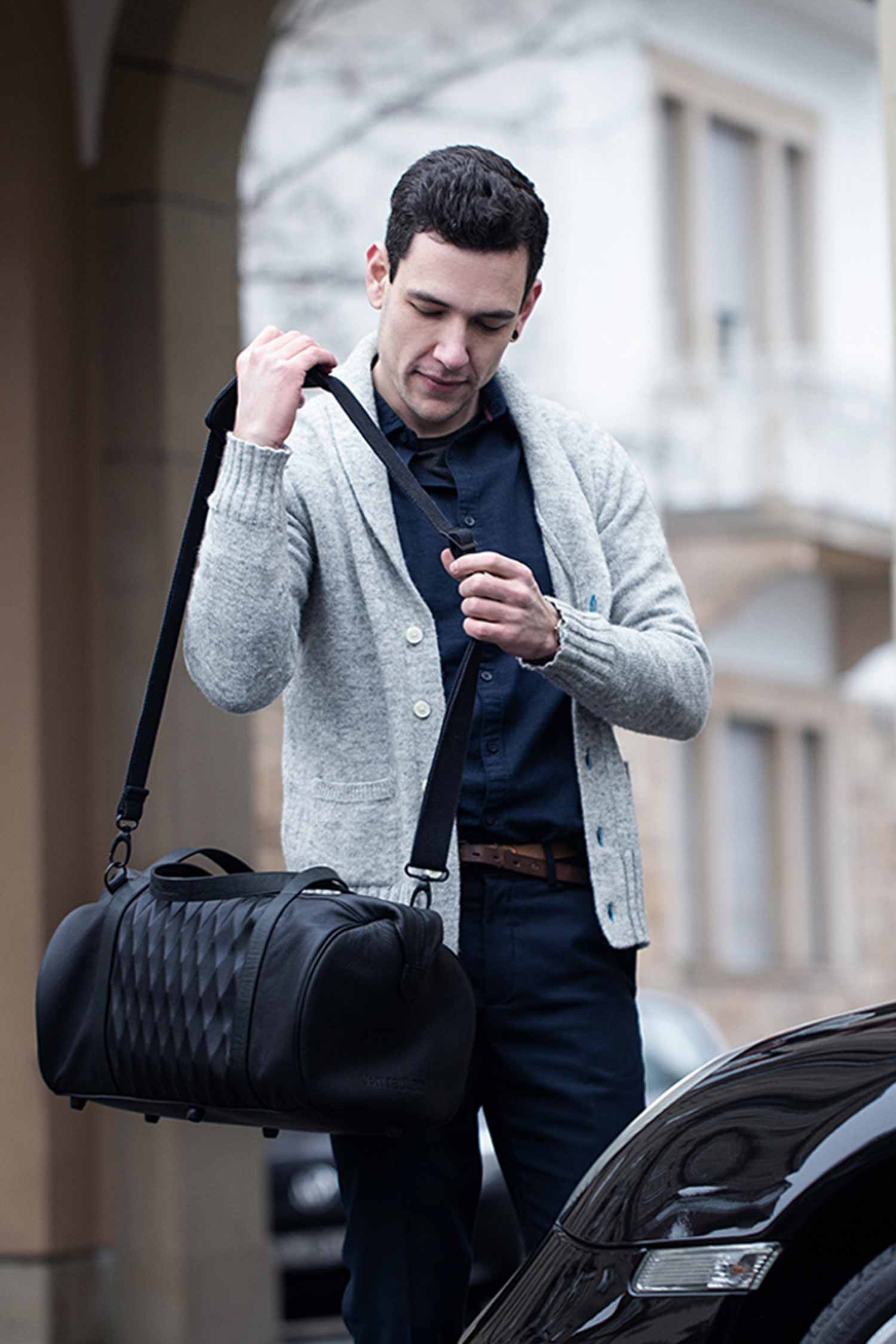 Große Ledertasche - Schwarz - Weekender