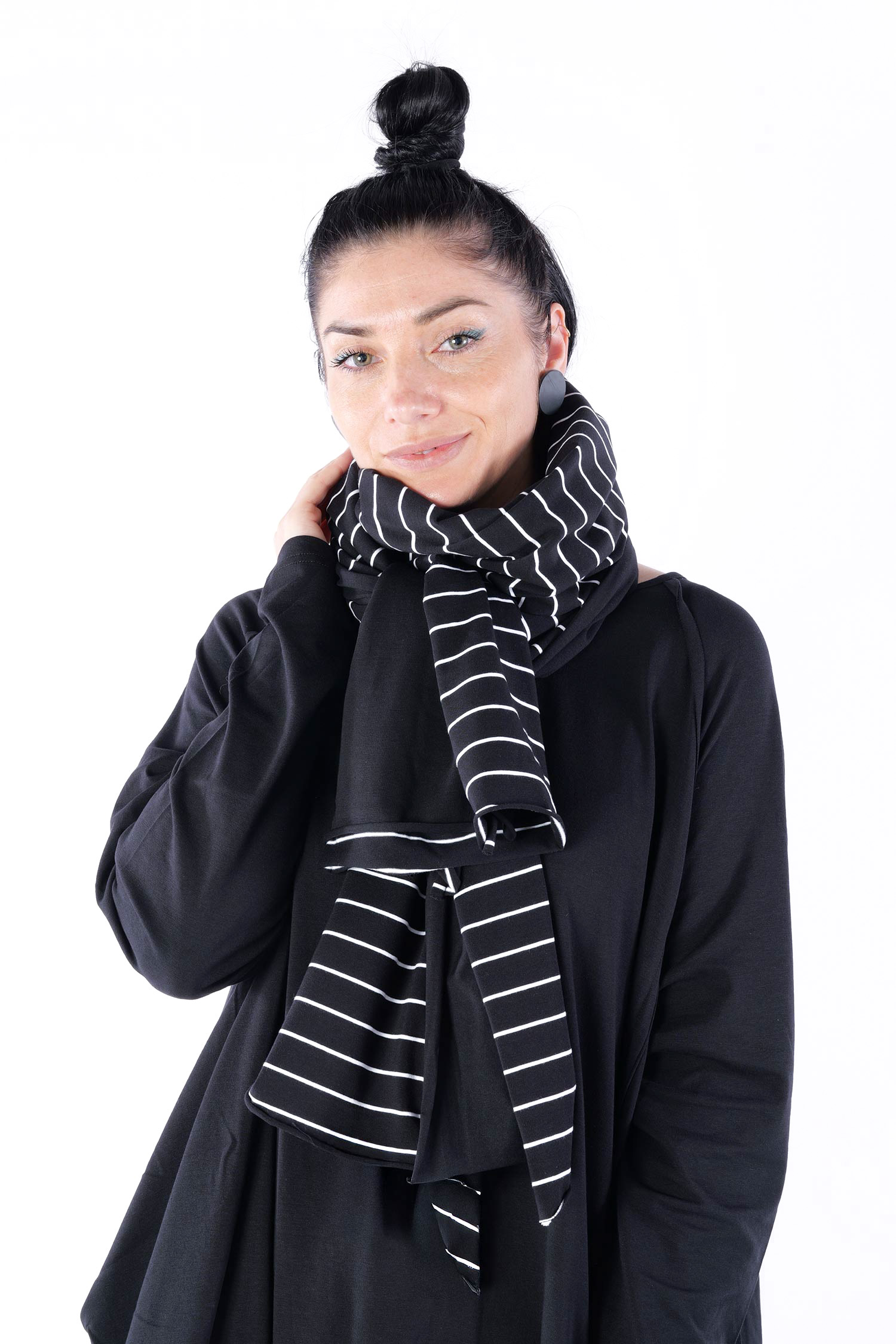 Zweifarbiger Schal - Black/Pinstripe - 1758