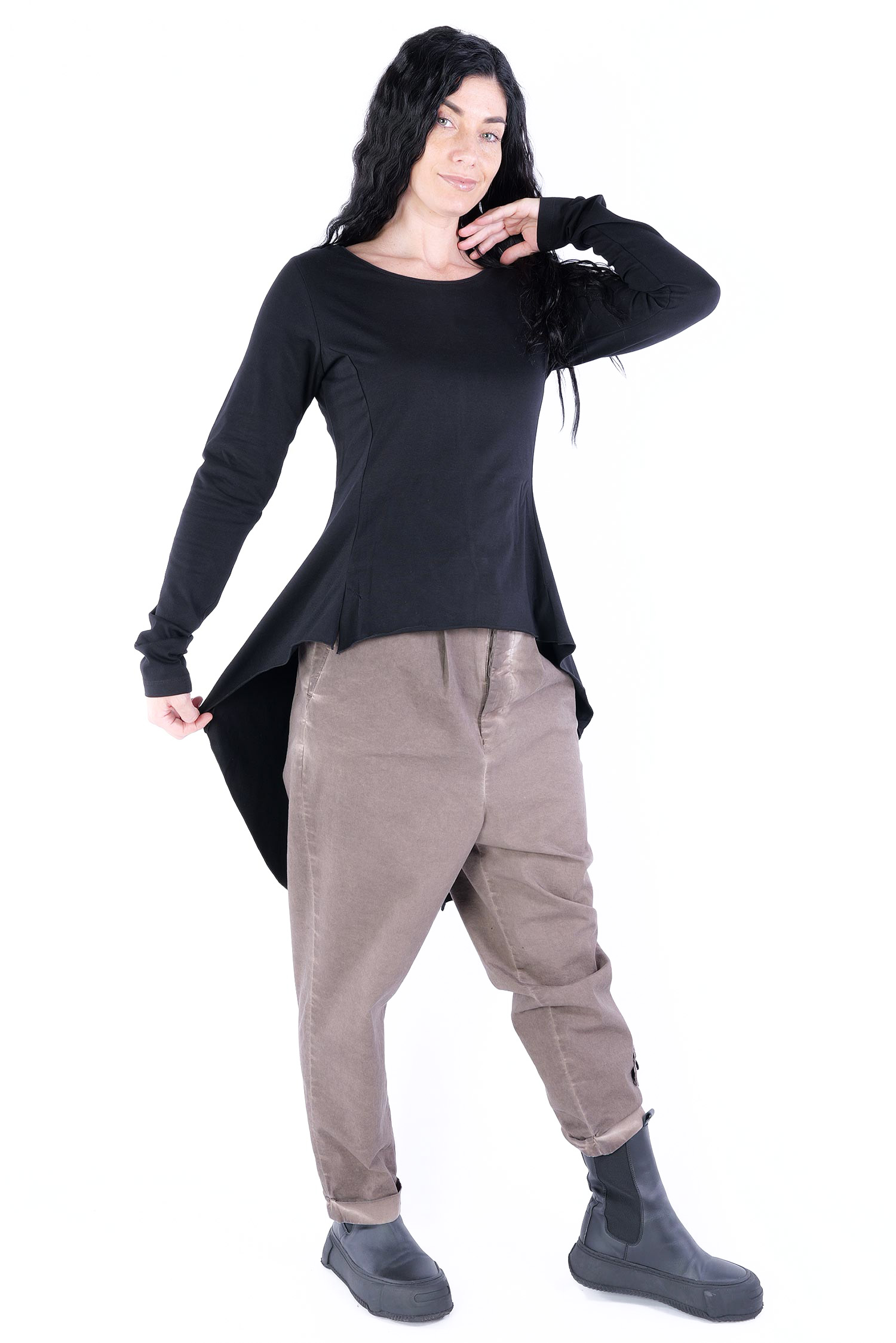 Pullover mit Frackflügeln - Schwarz - 013-SW-T07