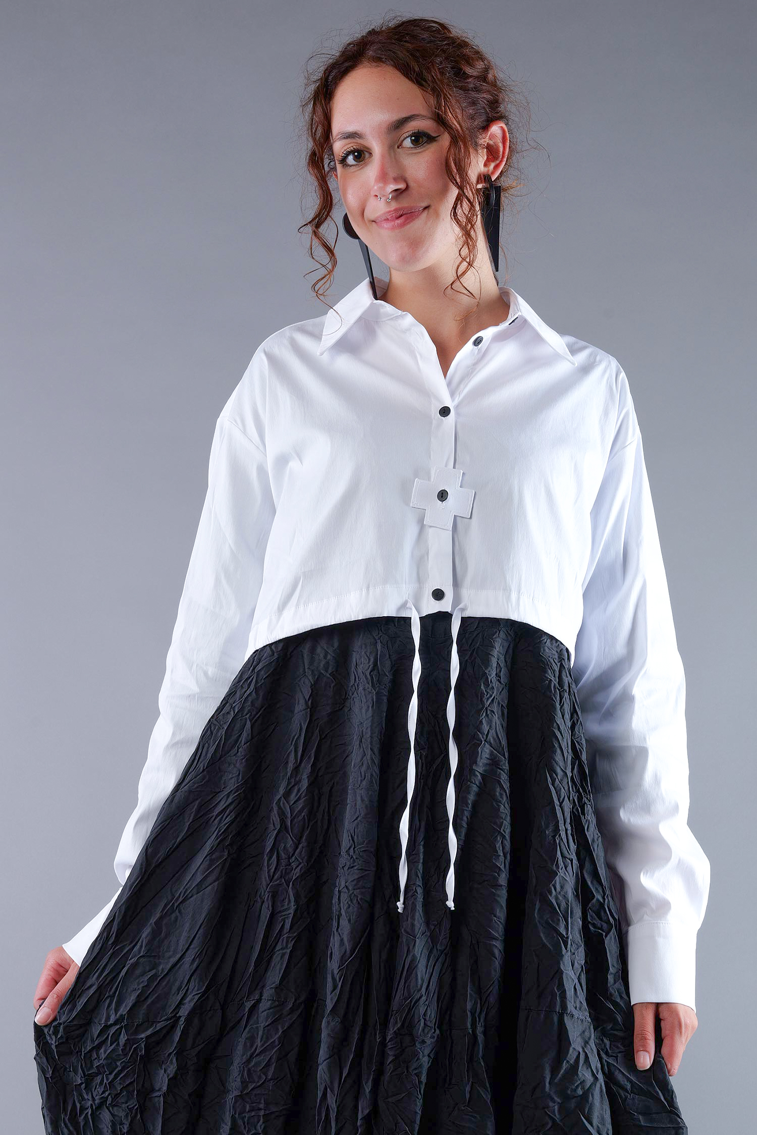 Kurze Stretchbluse - White print - 4032
