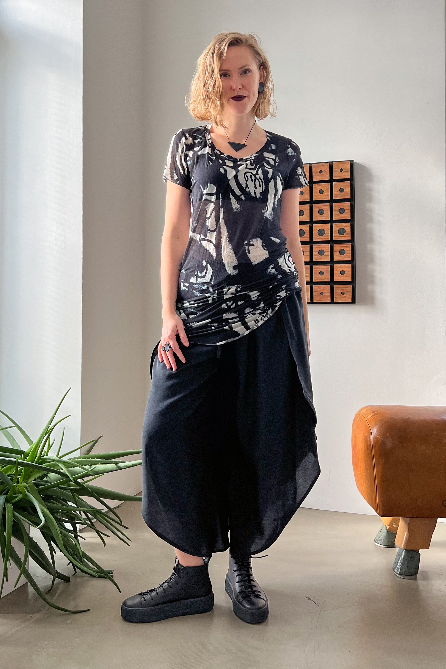 T-shirt with silk - Black print - 1261620502