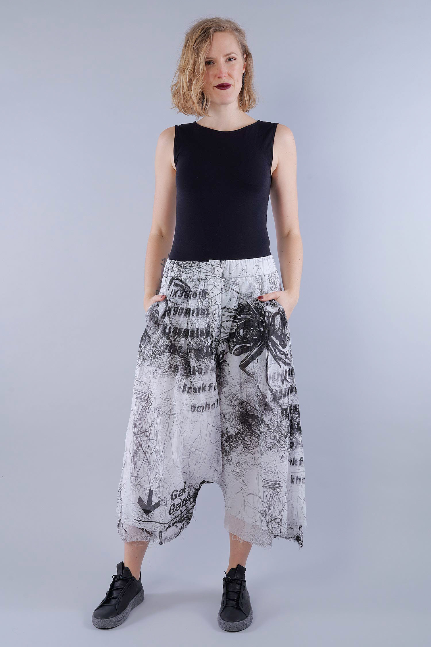 Haremshose - White allover print - Asuno