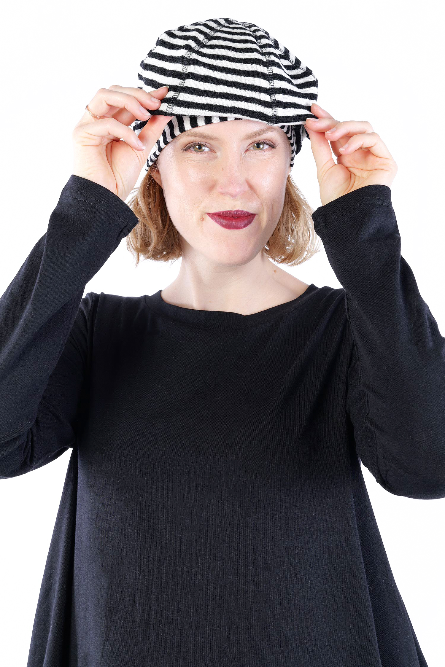 Merino beanie - White-black - 1035