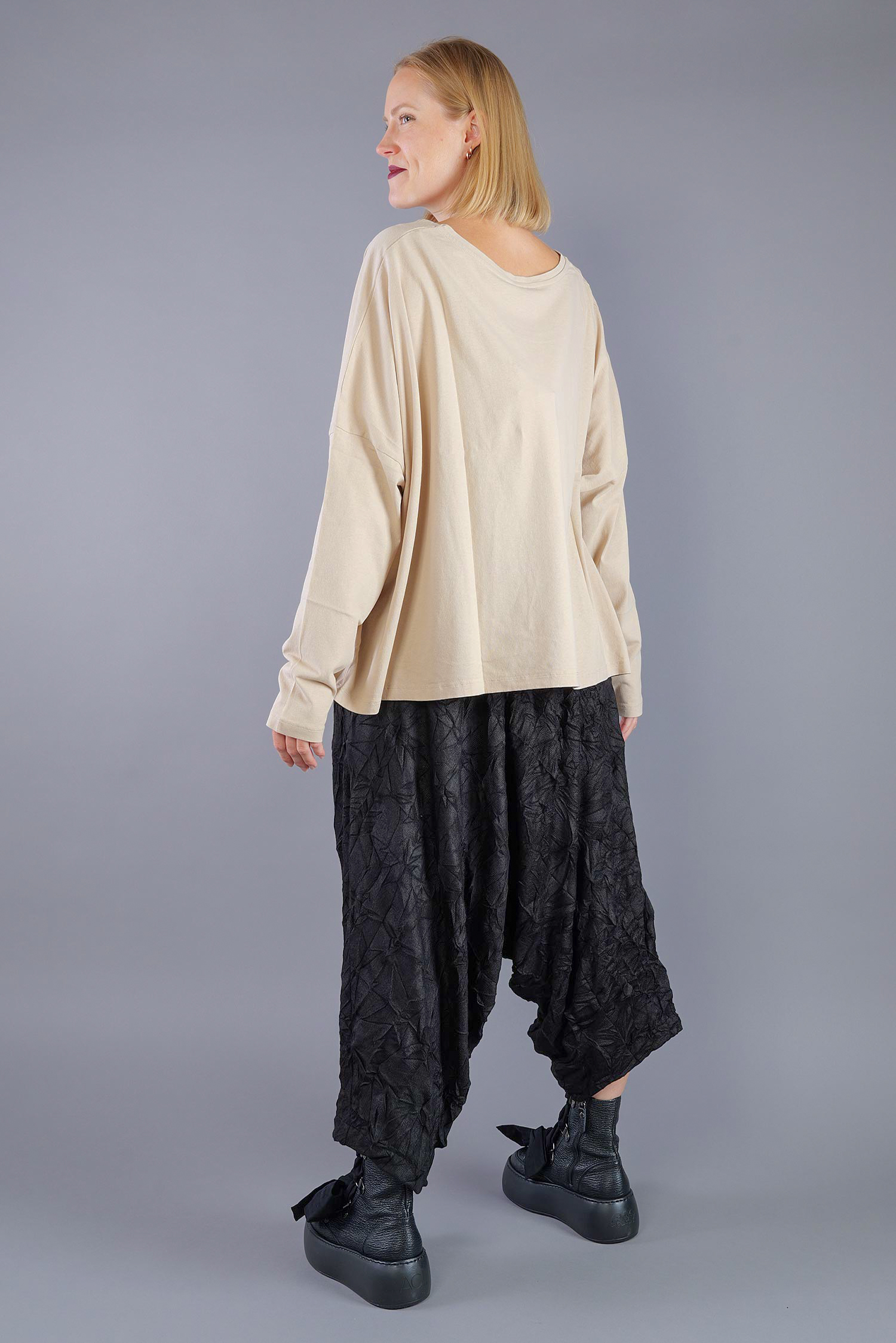 Oversized pullover with print - Forest print - 2263390503
