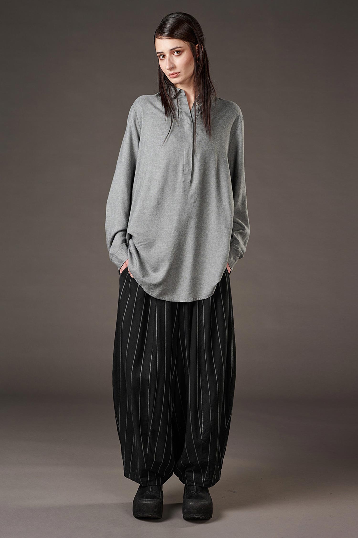 Gestreifte Hose - Black stripe - Kalmino