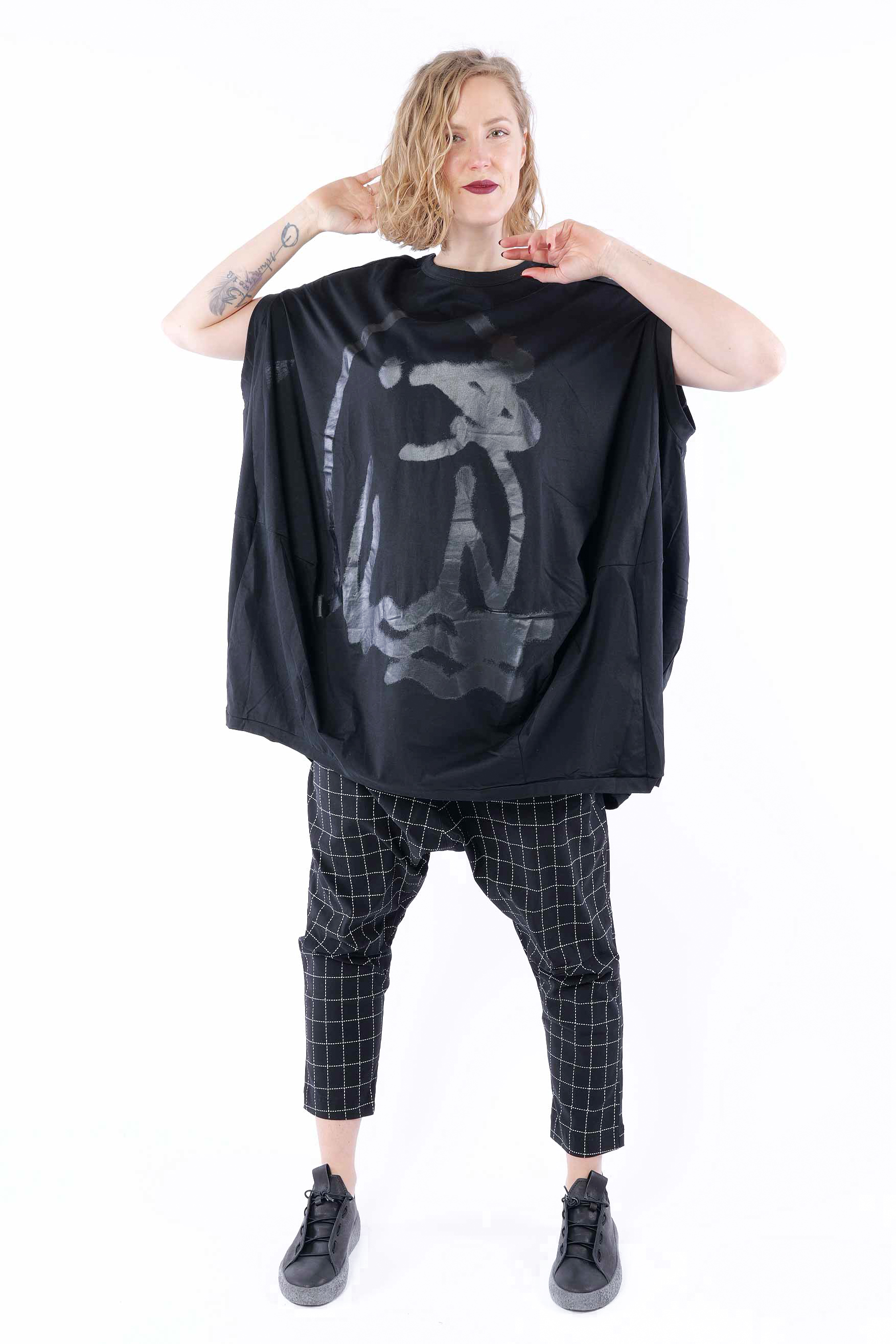 Tunic with dolphin print - Black print - 1261300908