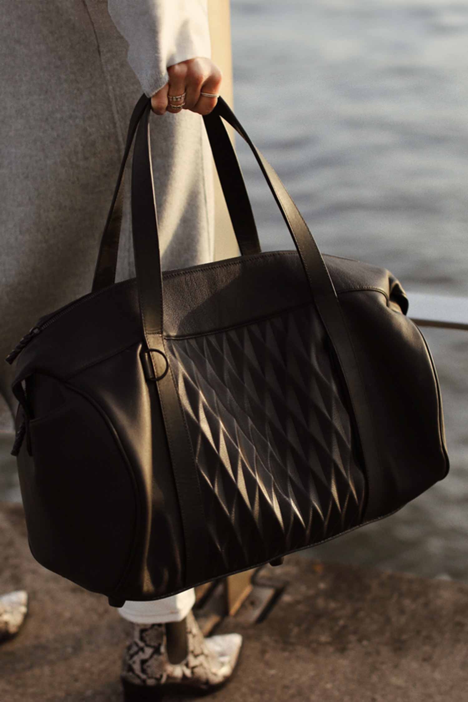 Große Ledertasche - Schwarz - Weekender
