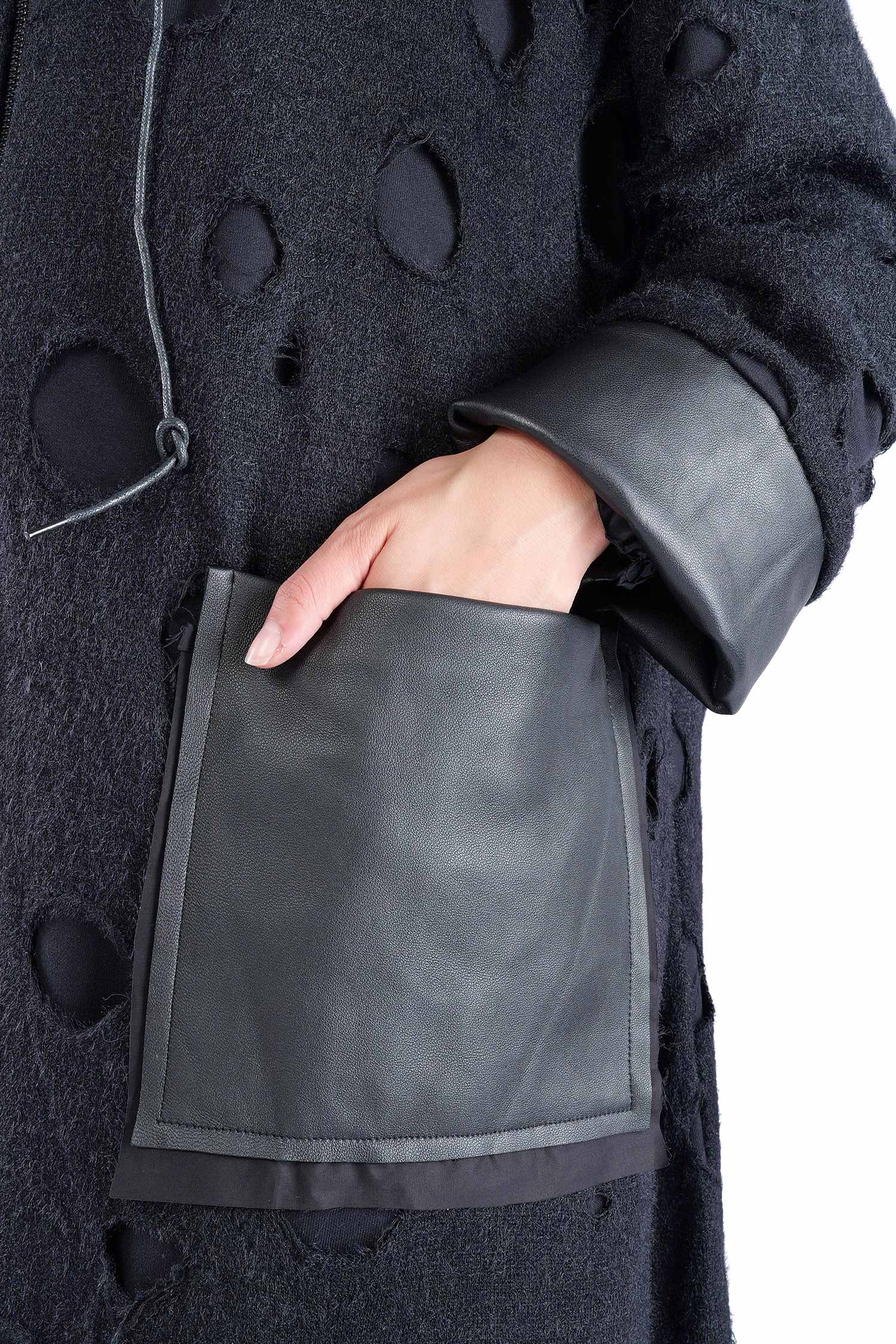 Unique coat - black - J.Azira