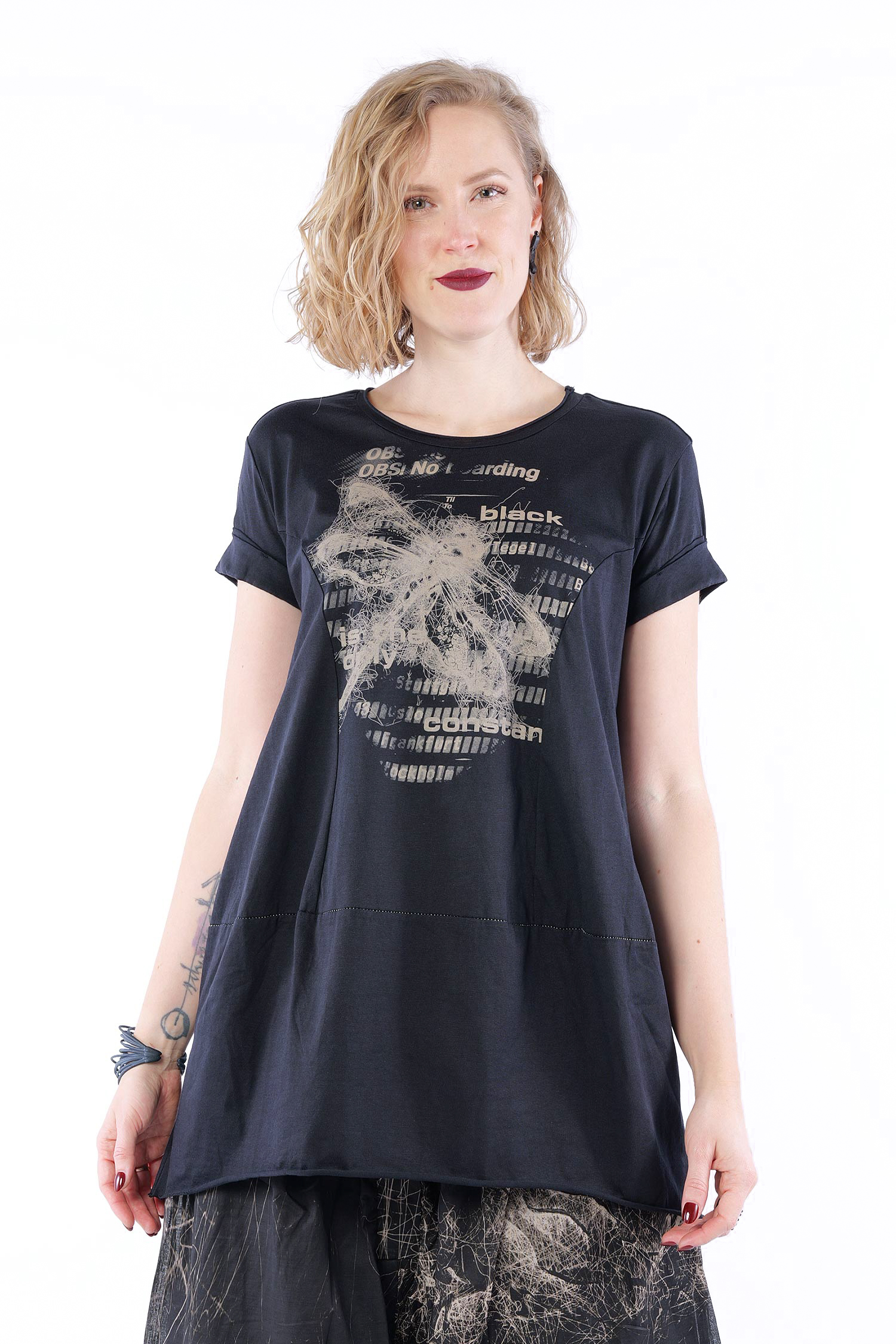 Tulpiges T-Shirt - Schwarz - Lapino