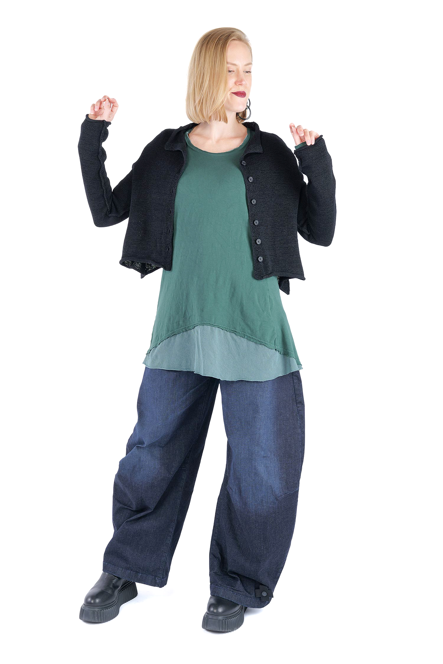 Short knitted jacket - Black - 2263727111