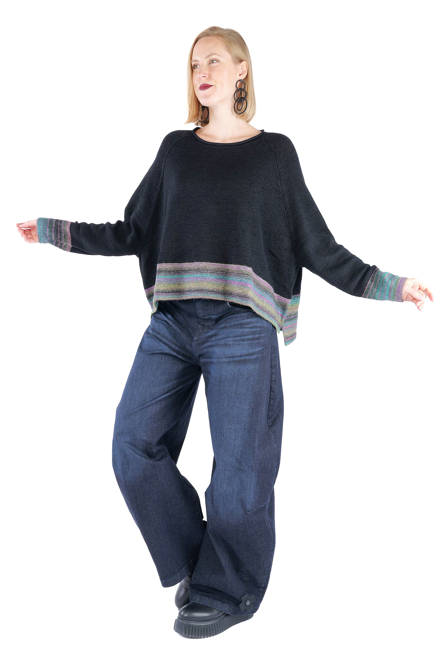 Oversized knitted pullover - Black stripe - 2263720703