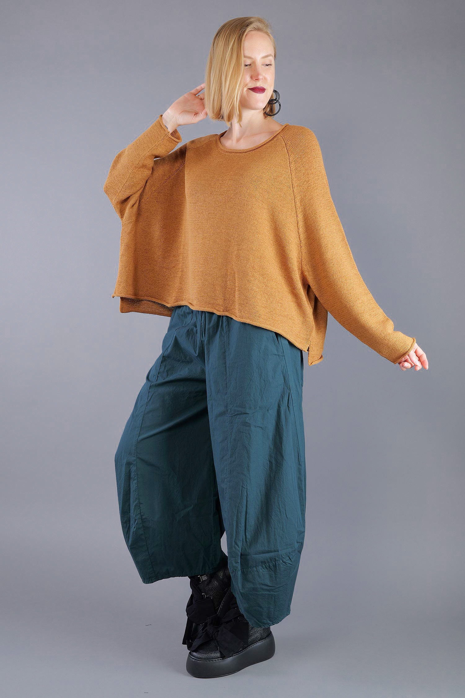 Oversized knitted pullover - Bronze - 2263720713