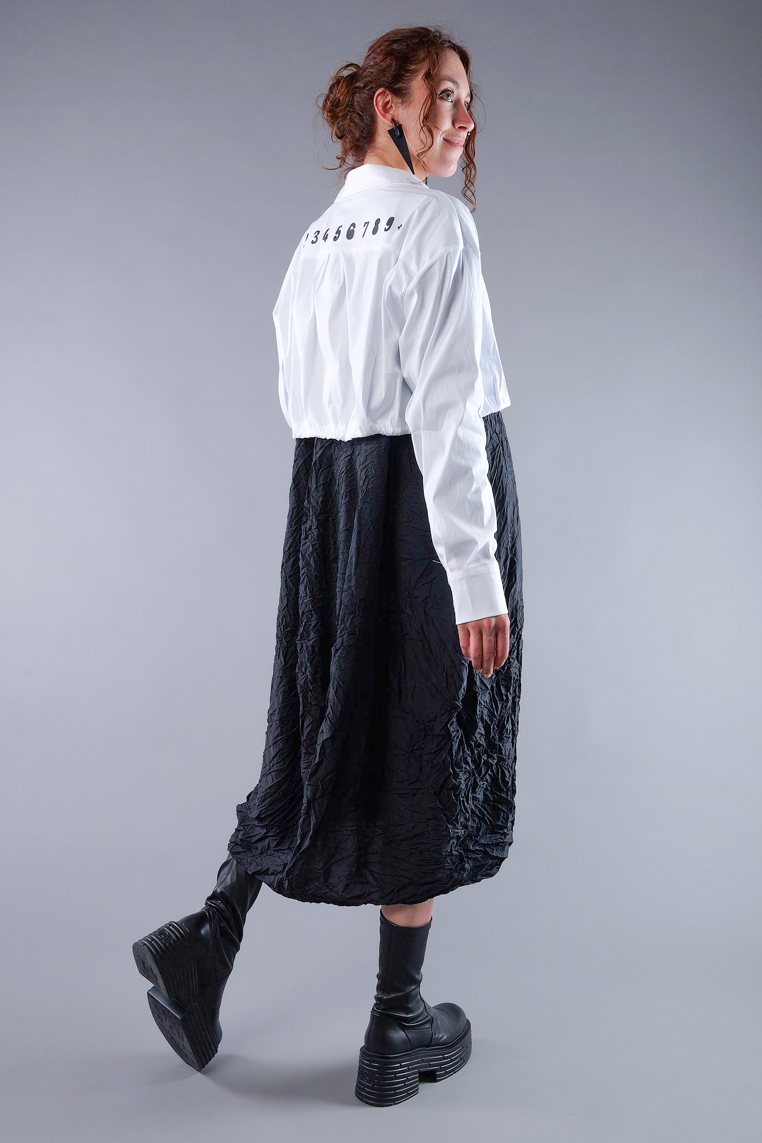 Kurze Stretchbluse - White print - 4032