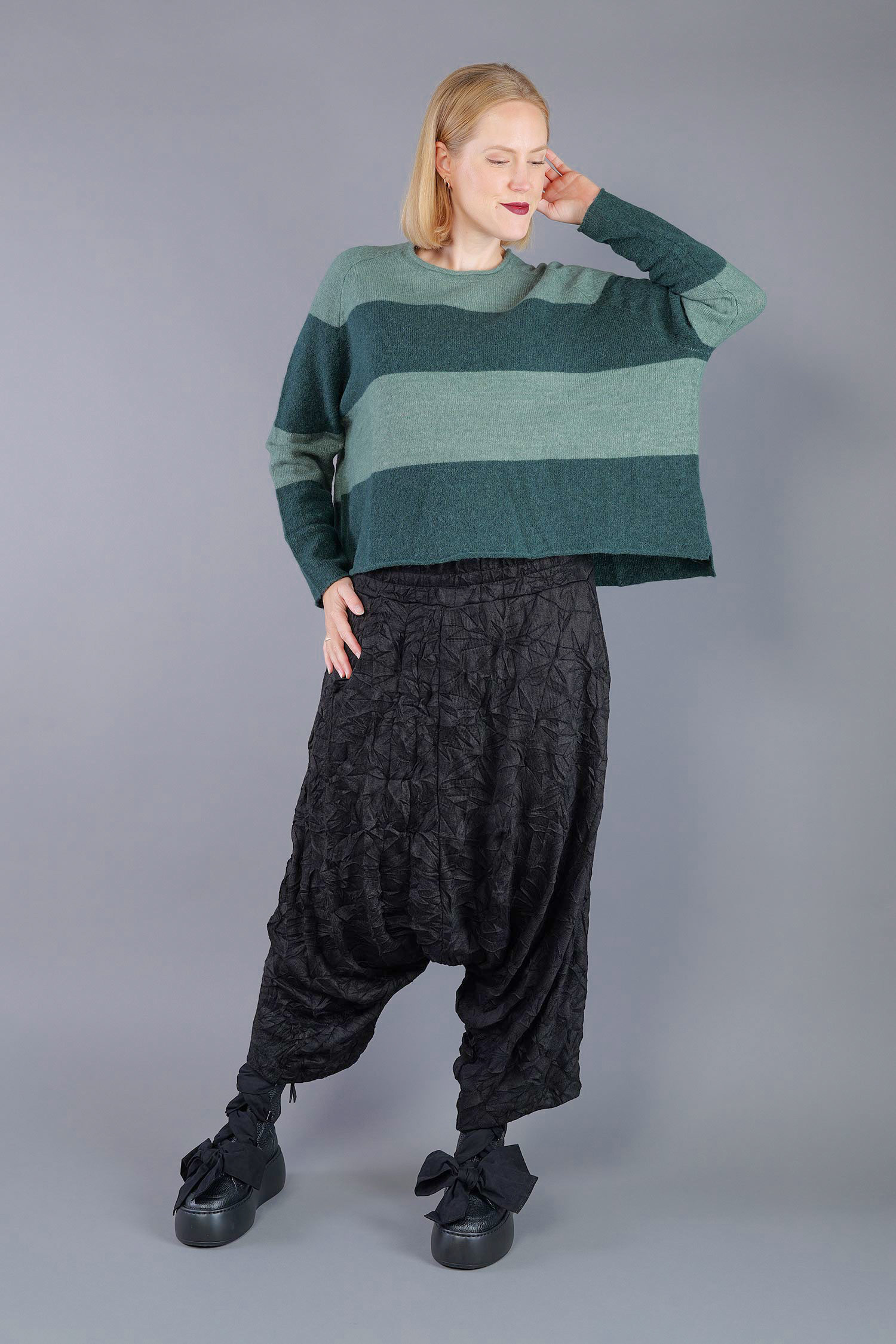 Knitted pullover - Forest park - 2263480704