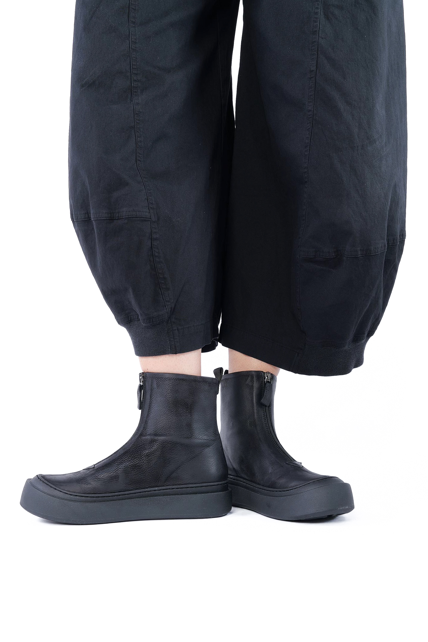 Boots mit Reißverschluss - Schwarz - 8283