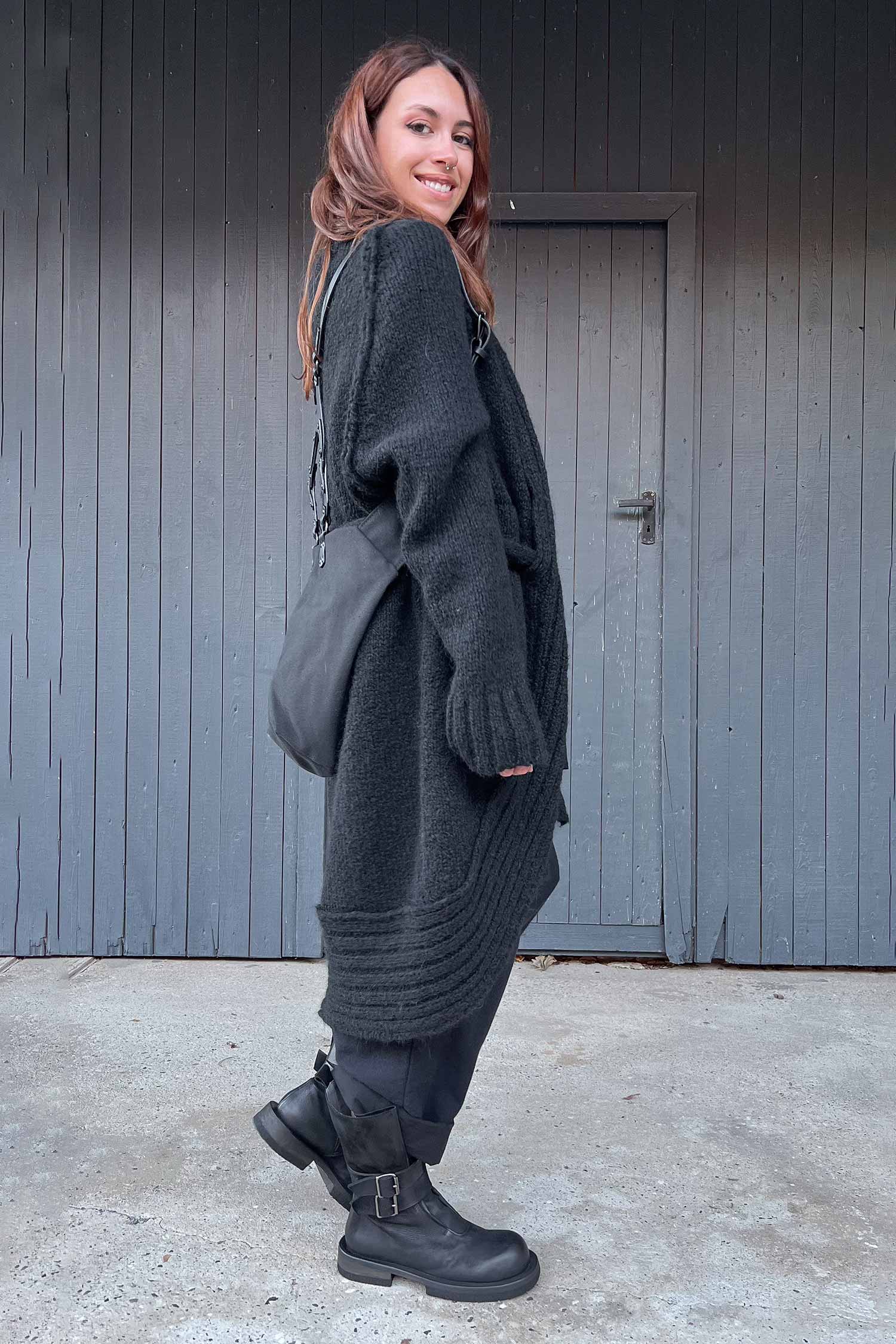 Oversize Cardigan - Schwarz - Serpent