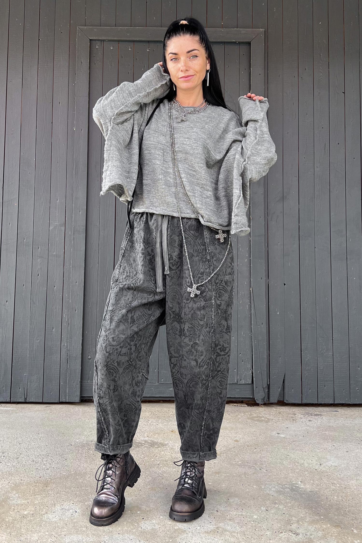 Kurzer Schurwolle Pullover - Dark grey - 2253890718