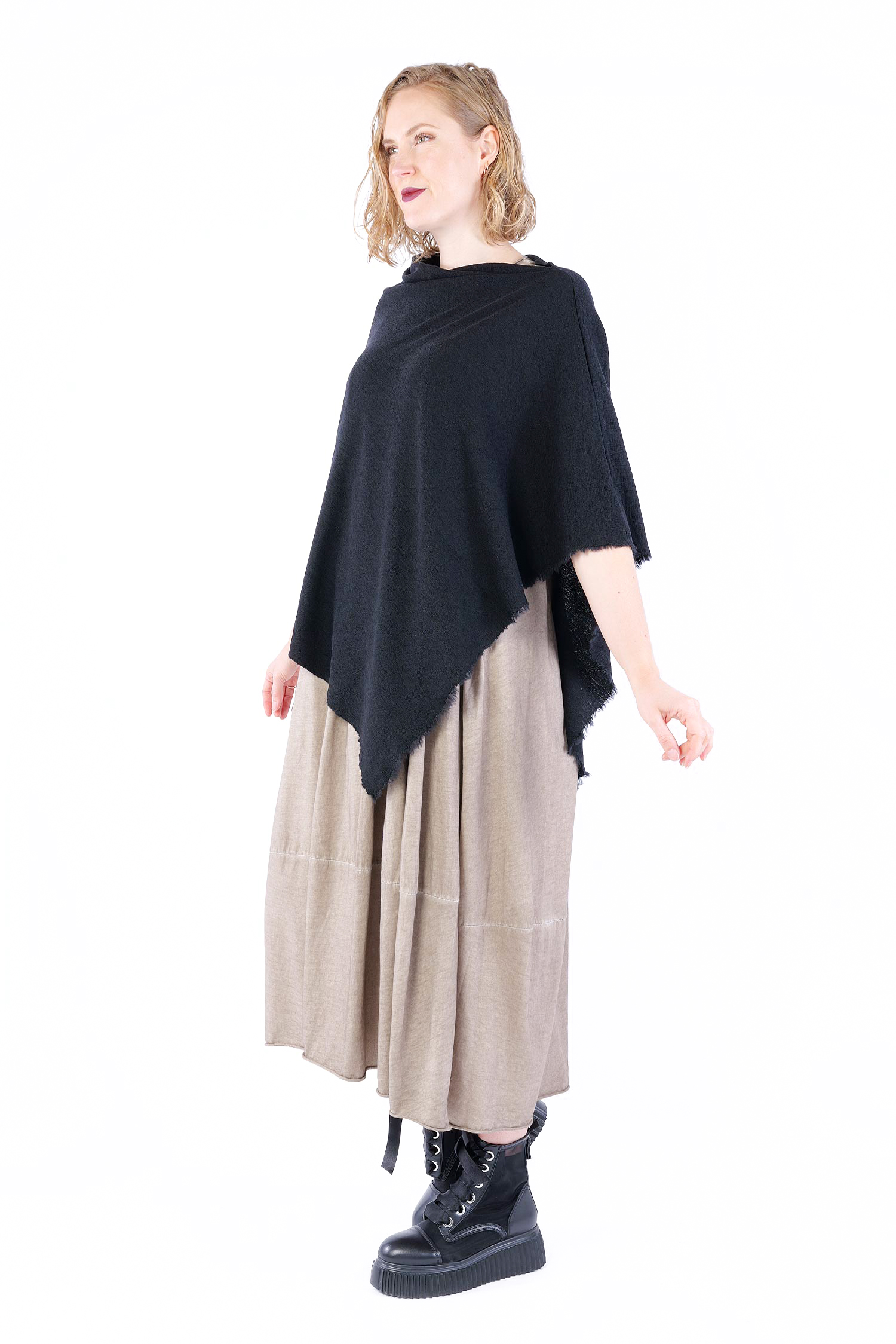 Merino poncho - Black - 1001