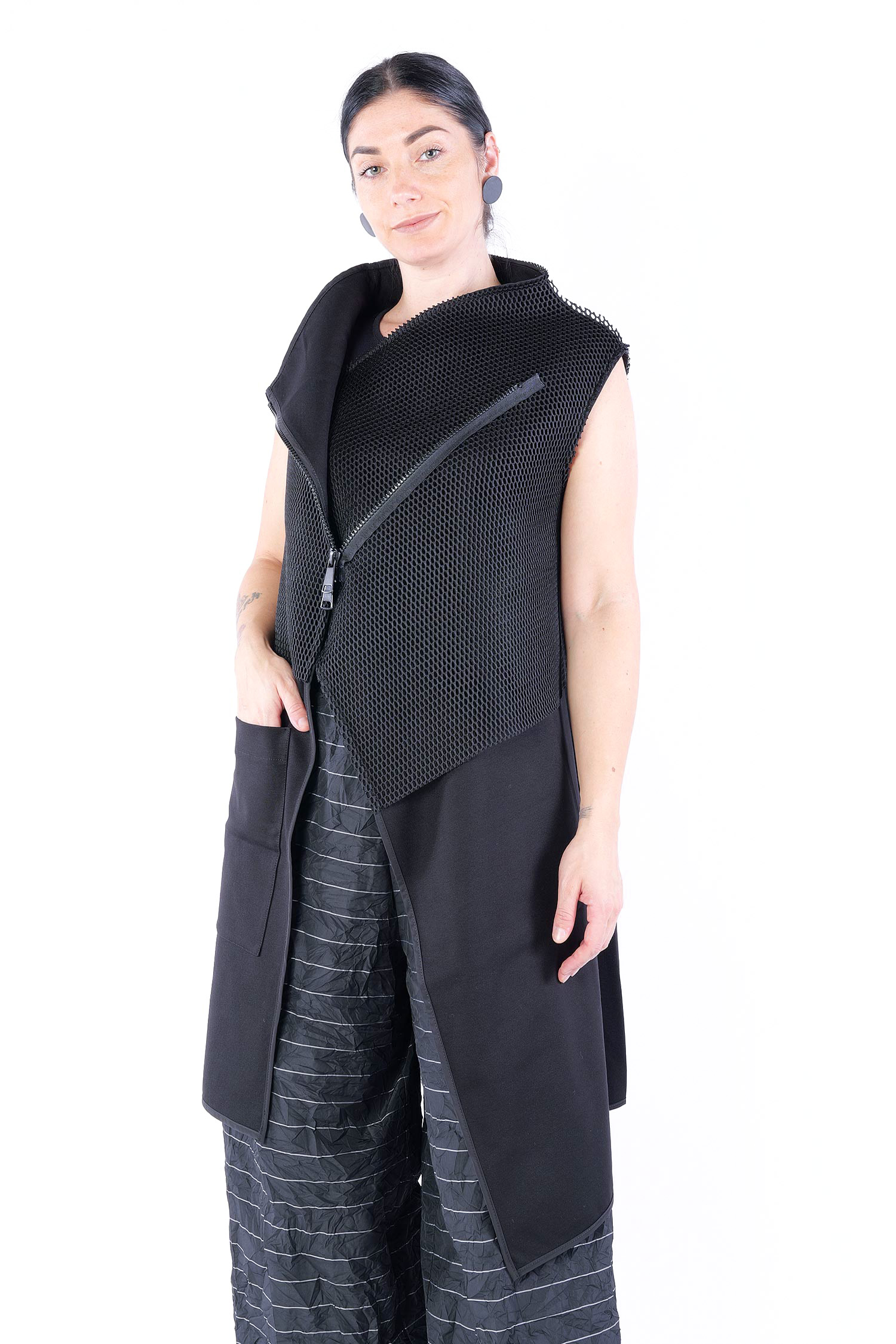 Weste mit Netzstoff - Schwarz - W25-22