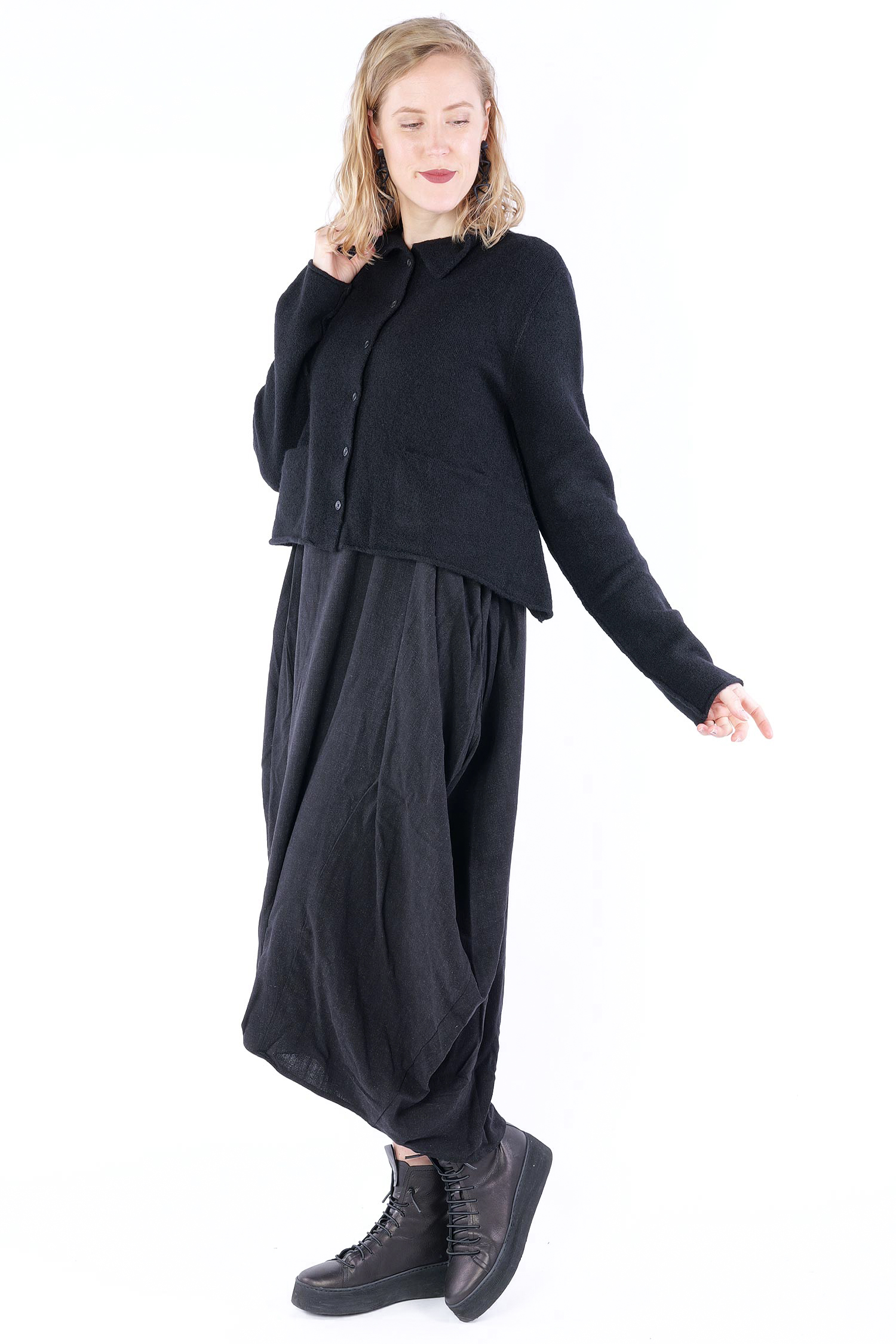 Kurze Strickjacke - Schwarz - 2253327102