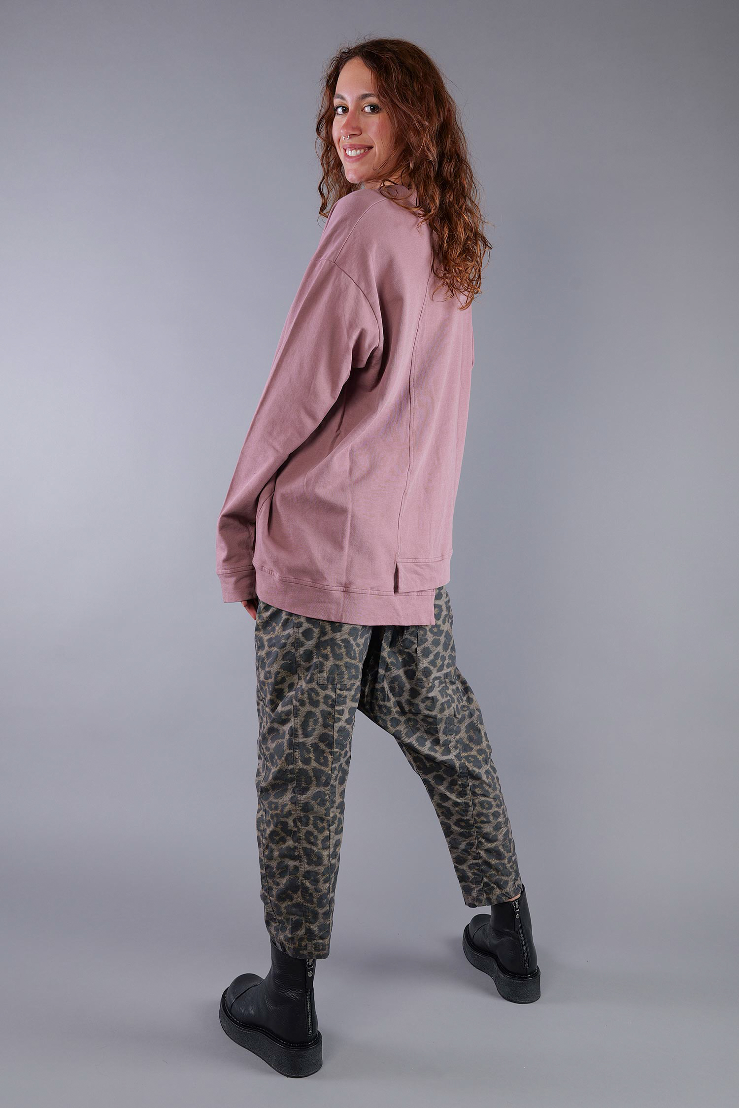 Asymmetrischer Sweater - Crystal - 2263290501