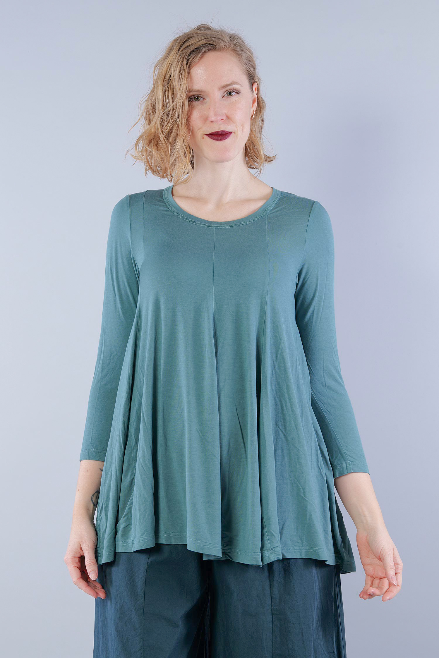 Bell-shaped top - Grass - 1263320509