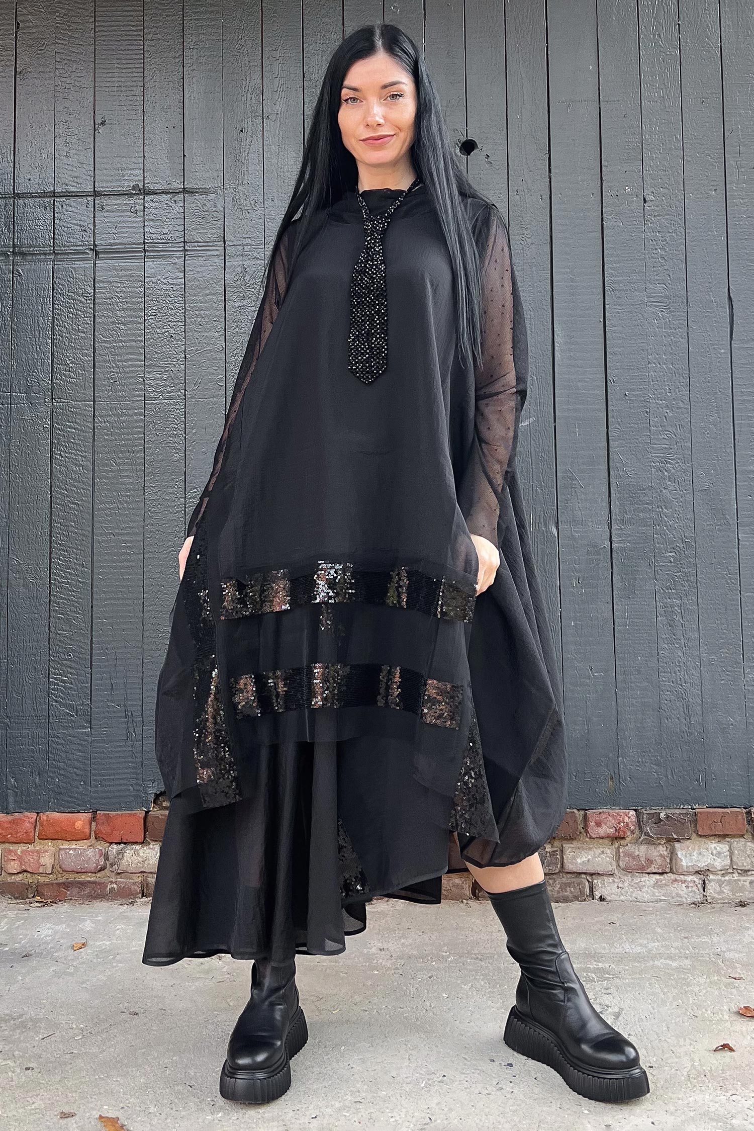 Top mit Pailletten - Schwarz - W25-96