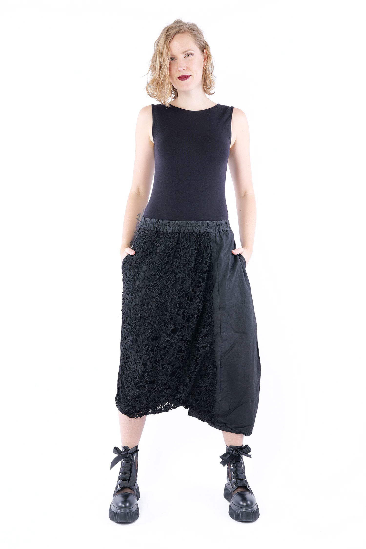 Hose mit Spitze - Black gloss - 1262260118