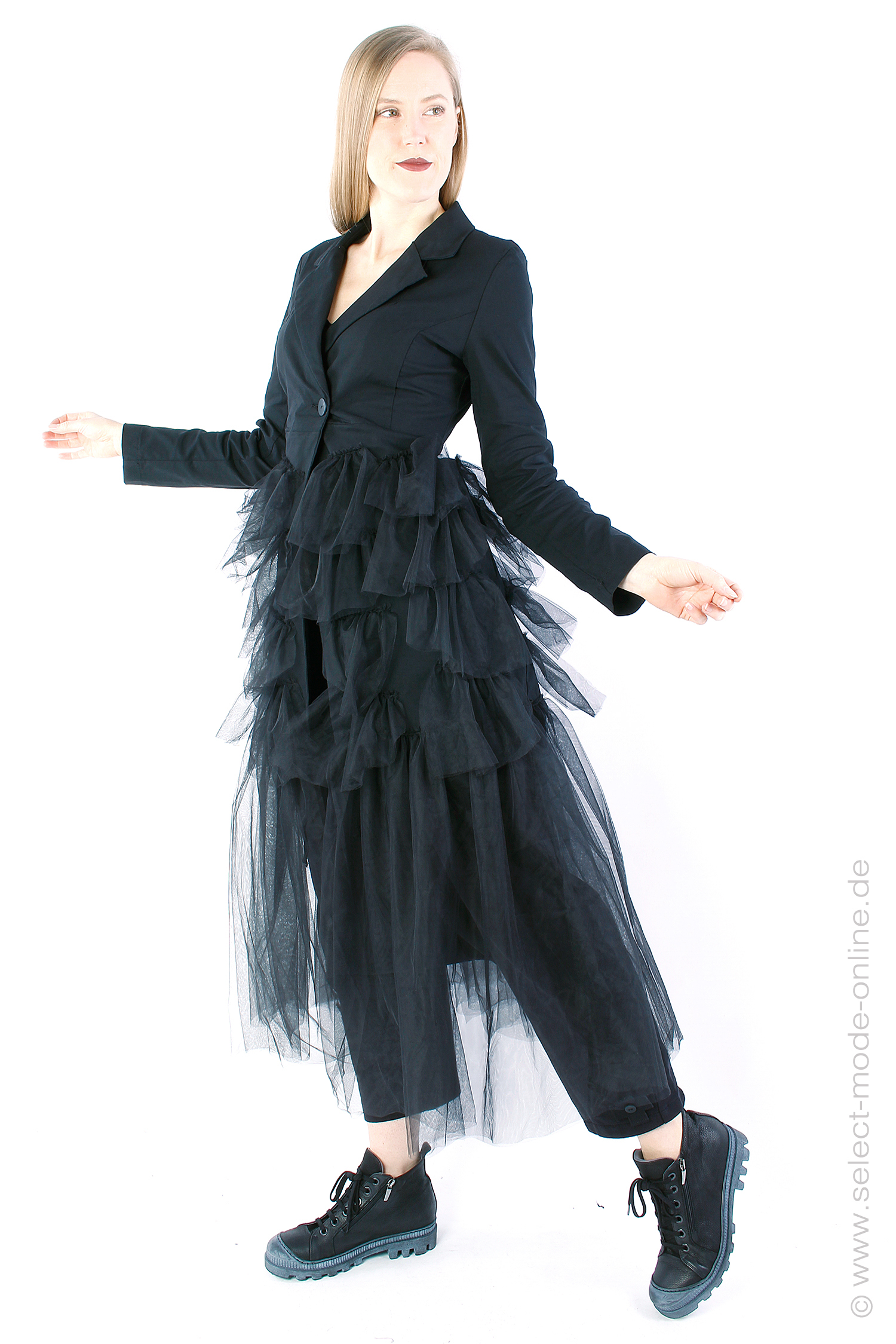 Tail-coat with tulle details - Black - 8036